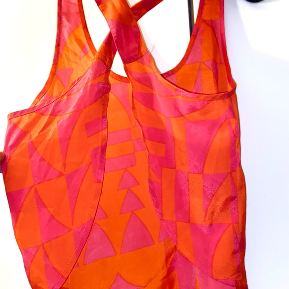 Neon open back top - Picture 2 of 3